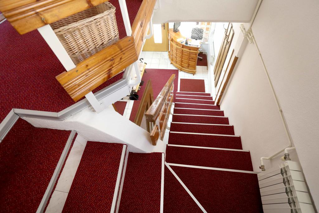 Hostel Denal Sarajevo Extérieur photo