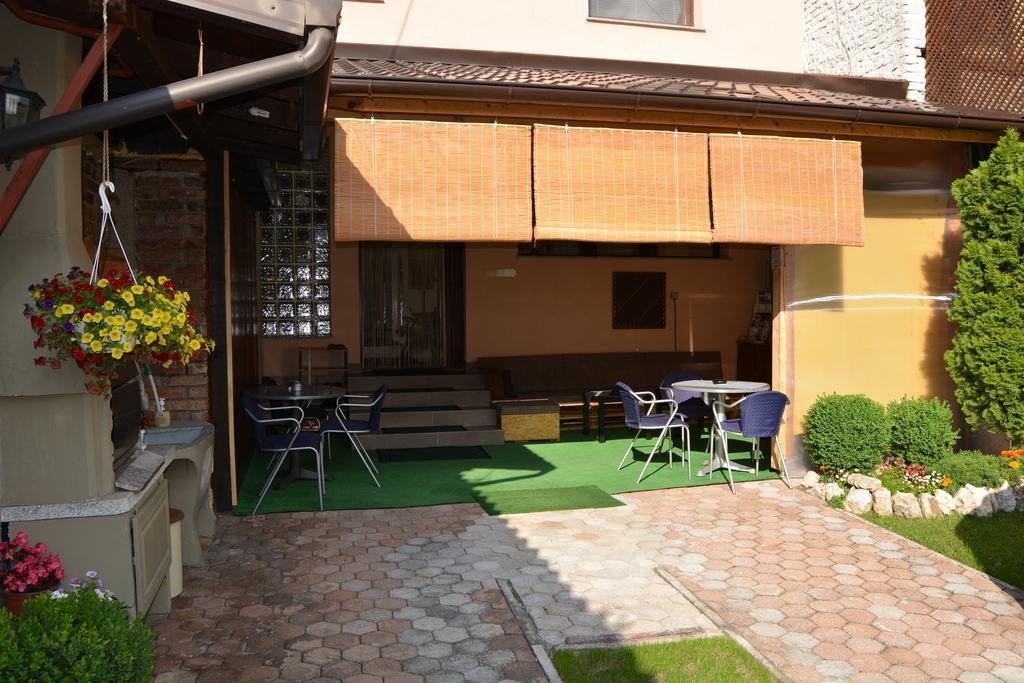 Hostel Denal Sarajevo Extérieur photo